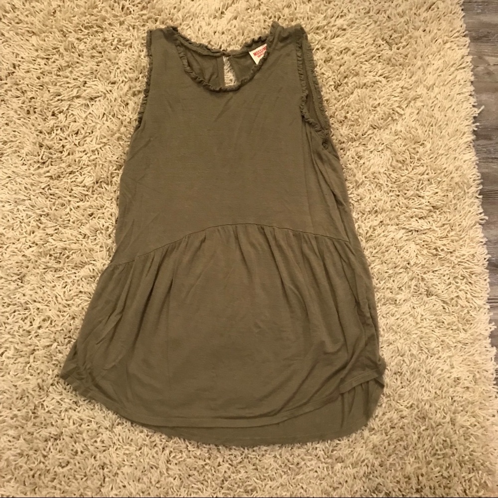 Mossimo Tank Top 🌿